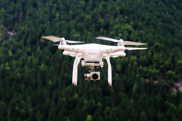 Drone si Vehicule RC