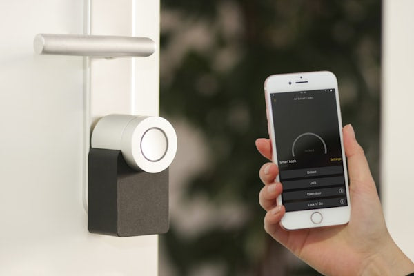 Smart Home si Automatizare